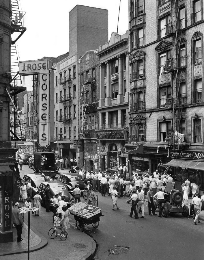 New York City 1948 1 WM.jpg